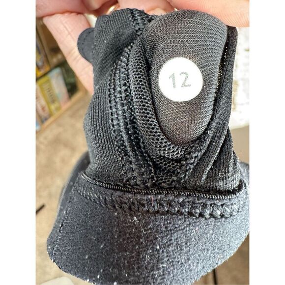 Lululemon BabyDoll Sport Bra Tank Top Size 12 - Picture 9 of 9